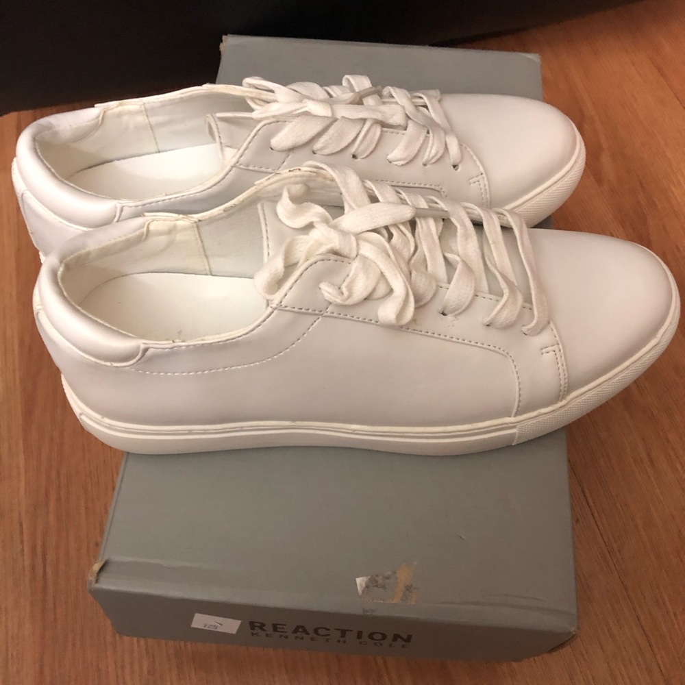 Kenneth Cole Kam Era White Sneakers size 6